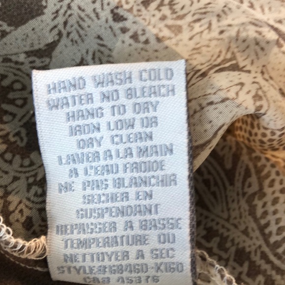 Suzy Shier Spring Blouse - Picture 8 of 8